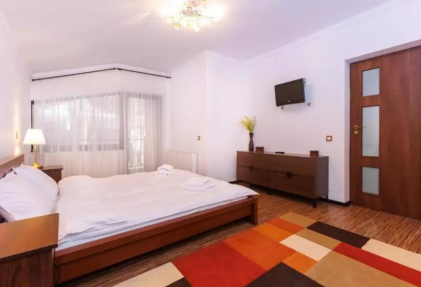 ペンション Paradisul Verde Siriu