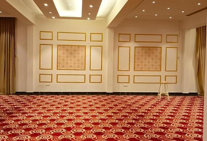 استراحتگاه Paradise Grand Villa