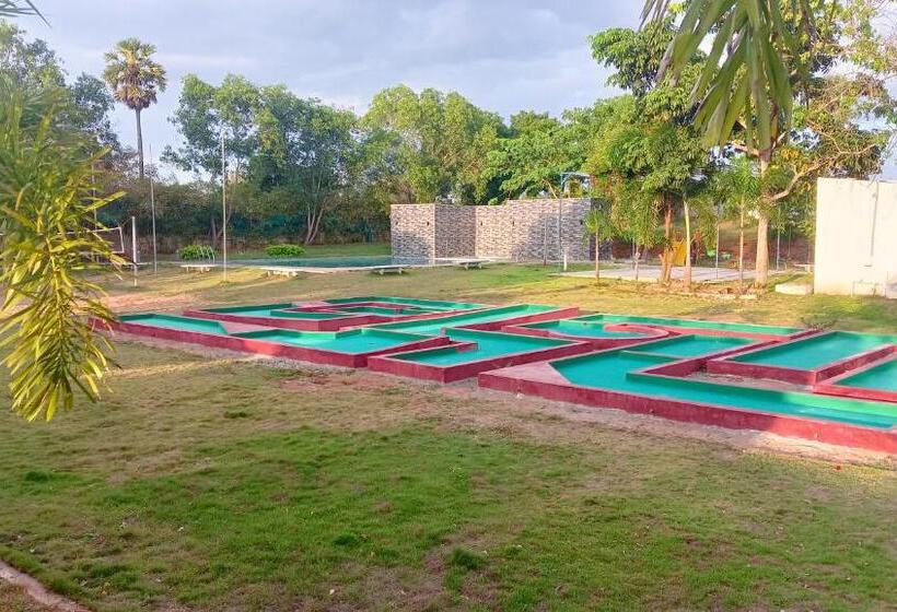 استراحتگاه Paradise Grand Villa