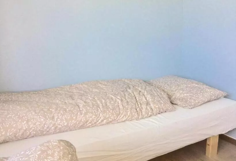 Tau Bed And Breakfast