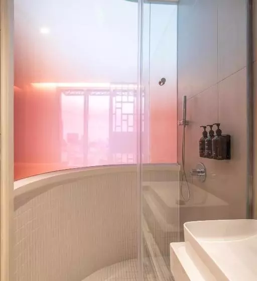 Wink Hotel Tuy Hoa Beach   24hrs Stay & Rooftop Pool Bar