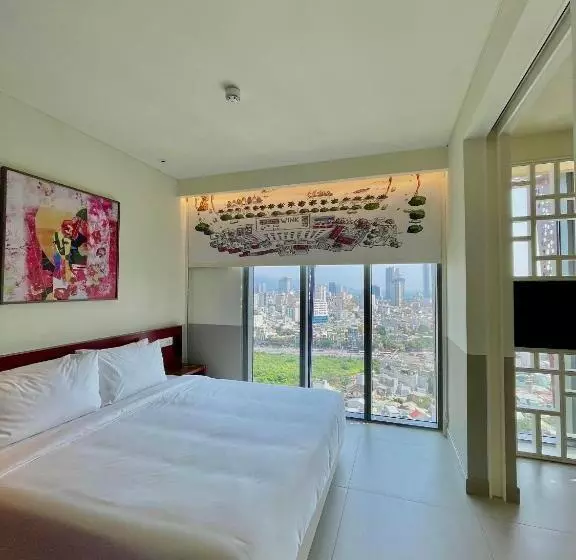 Wink Hotel Tuy Hoa Beach   24hrs Stay & Rooftop Pool Bar