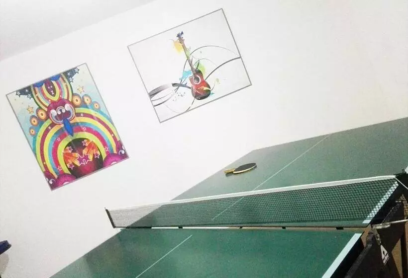 هاستل Hiljadnikov Apartments