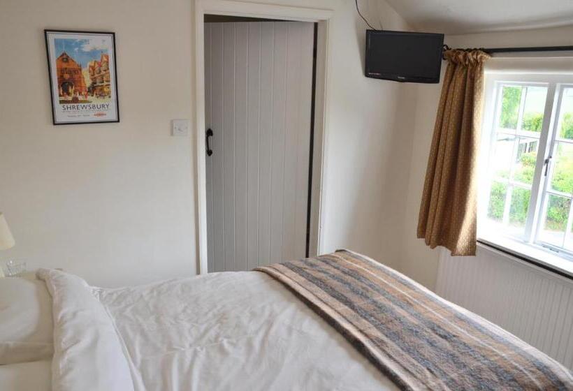 旅馆 The White Horse Inn