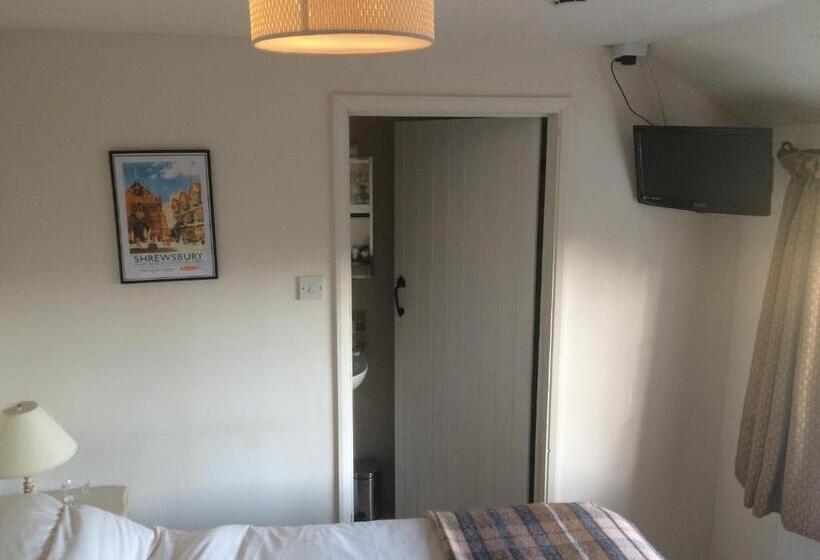 旅馆 The White Horse Inn