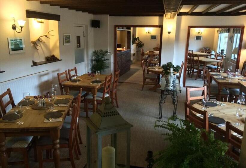 旅馆 The White Horse Inn