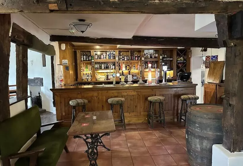 Retkeilymaja The White Horse Inn