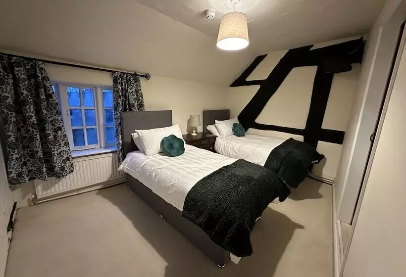 Retkeilymaja The White Horse Inn