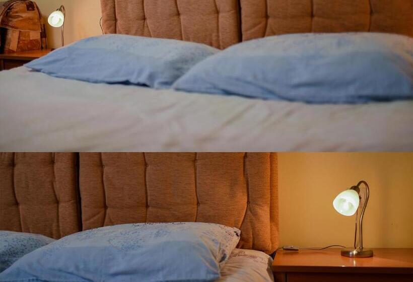 تختخواب و صبحانه Apartmani Park Kod Novice