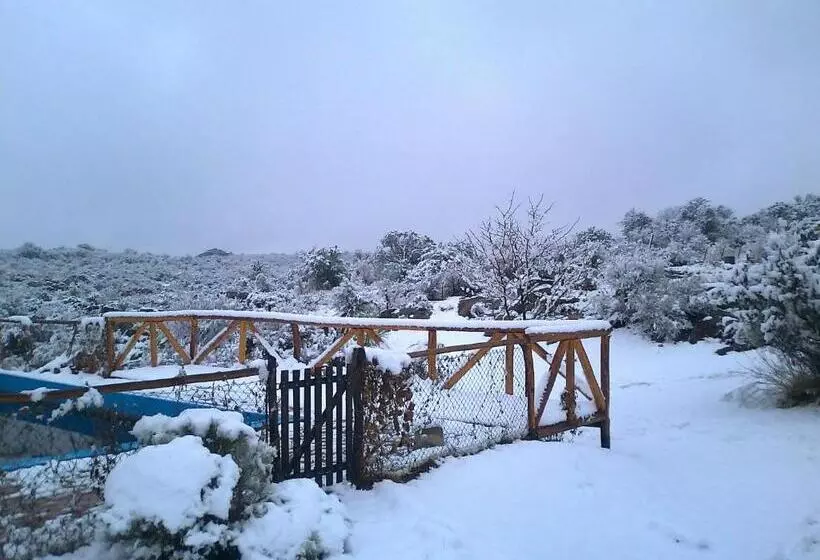 Aamiaismajoitus (B&B) Cabañas Quisama