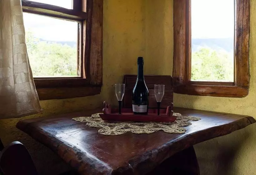 Aamiaismajoitus (B&B) Cabañas Quisama