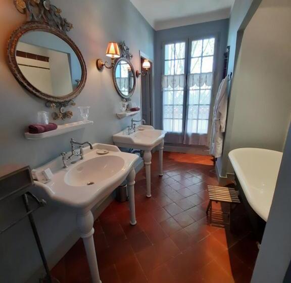 צימר Château Sainte Cécile Chambres D Hôtes / Guest House In Castle Château Sainte Cécile