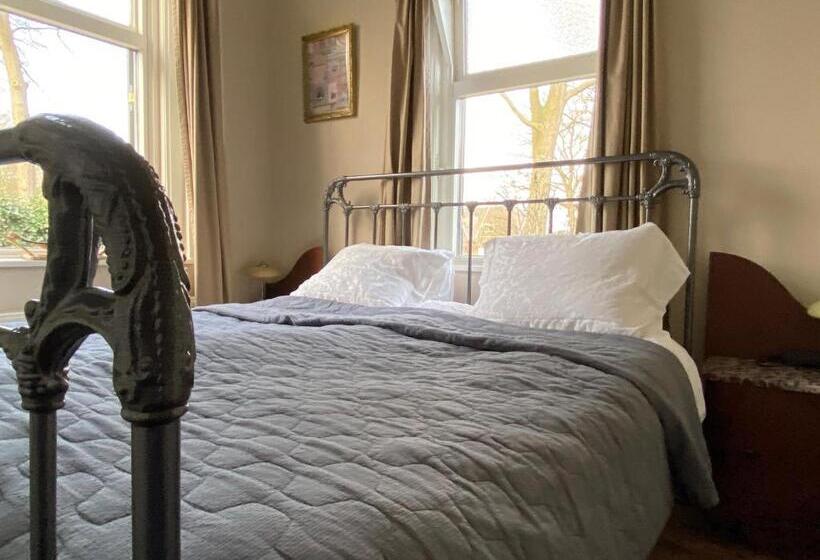 住宿加早餐  De Viersprong