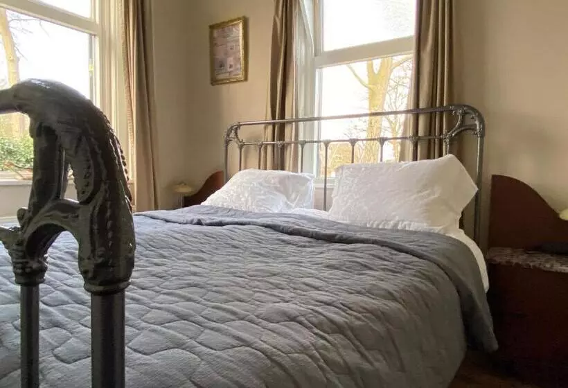 ベッドアンドブレックファースト De Viersprong