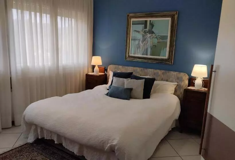 تختخواب و صبحانه Tosca House 2