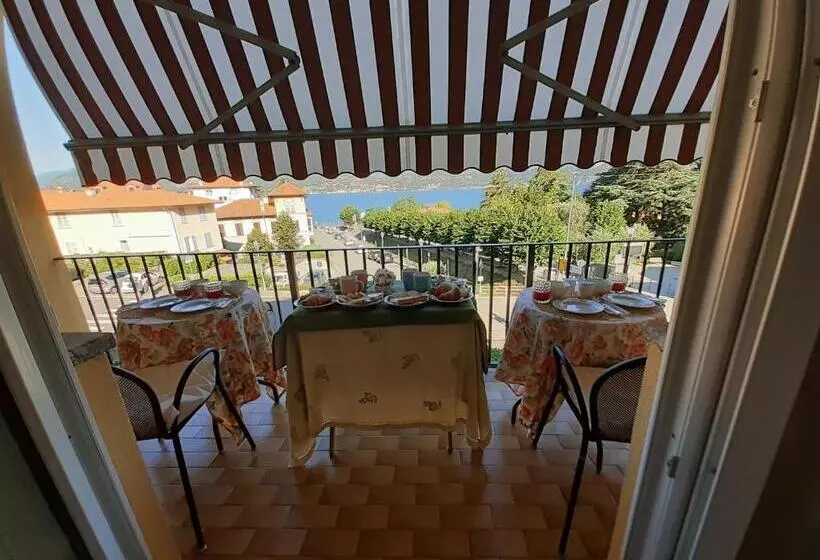 تختخواب و صبحانه Tosca House 2