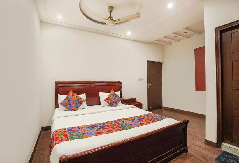 Fabhotel Sai Residency