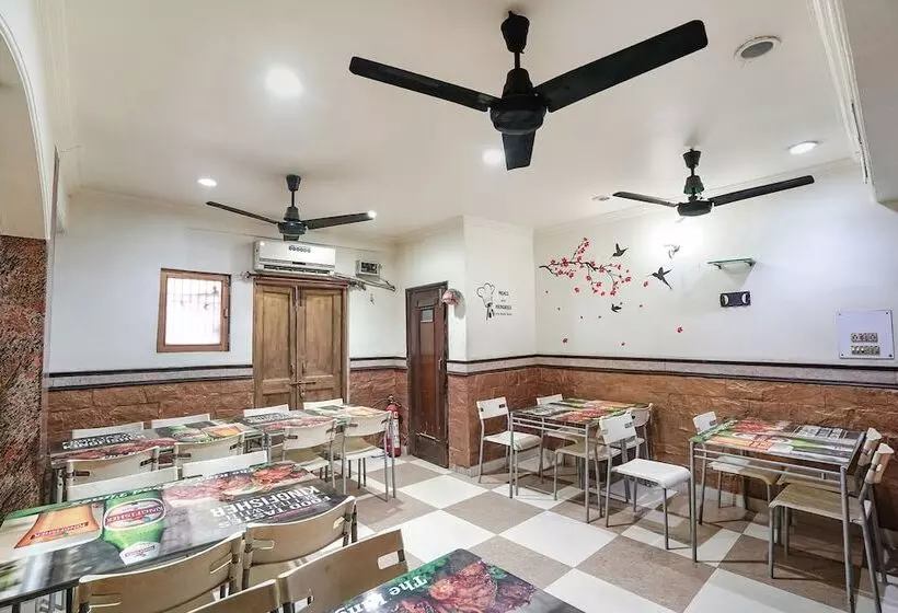 Fabhotel Sai Residency