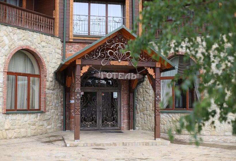 Hotel карпатська ружа