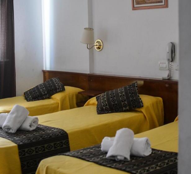 Отель Aguamarina