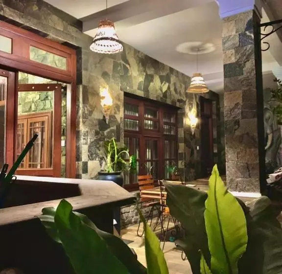 ホテル Diyon Holiday Bungalow