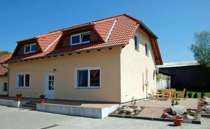 ホテル Ferienappartements Familie Lenz