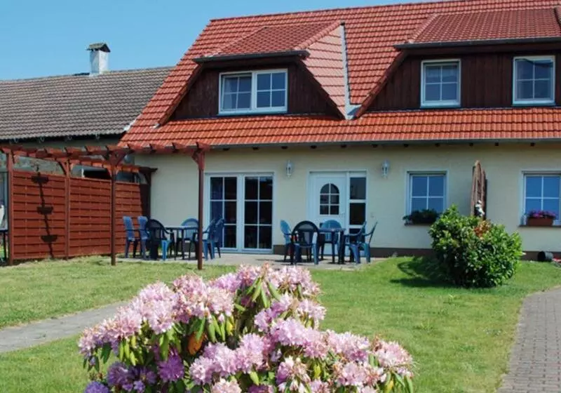 ホテル Ferienappartements Familie Lenz