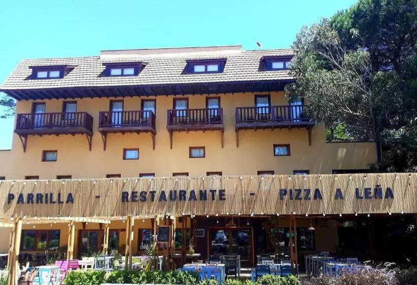 هتل La Tavola