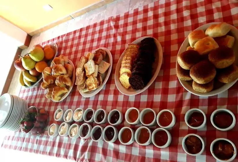هتل La Tavola