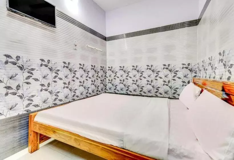 هتل Oyo Mk Lodge