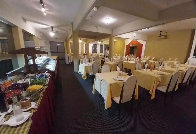 ホテル Savoia San Bernardo