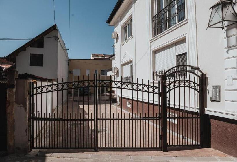 Magellan Family Lux Apartments Novi Sad