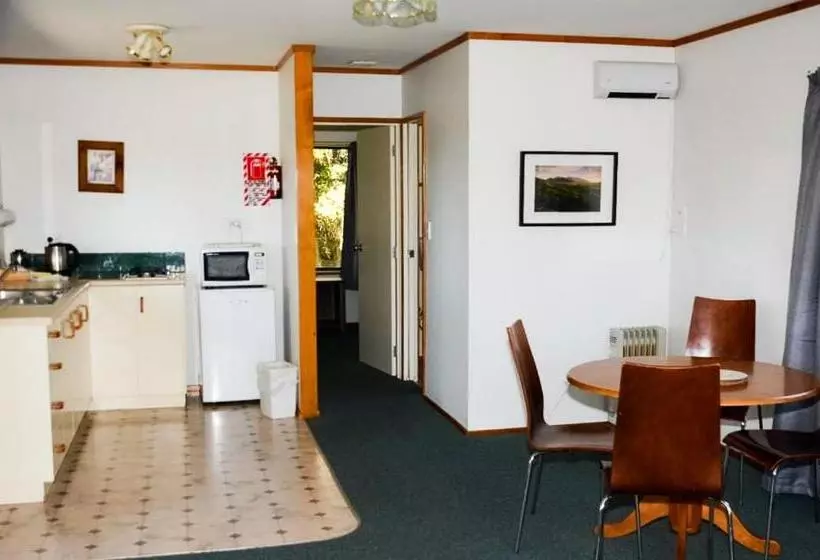 Motelli Havelock North Holiday Park