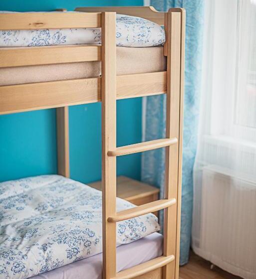 モーテル Hýbadlo