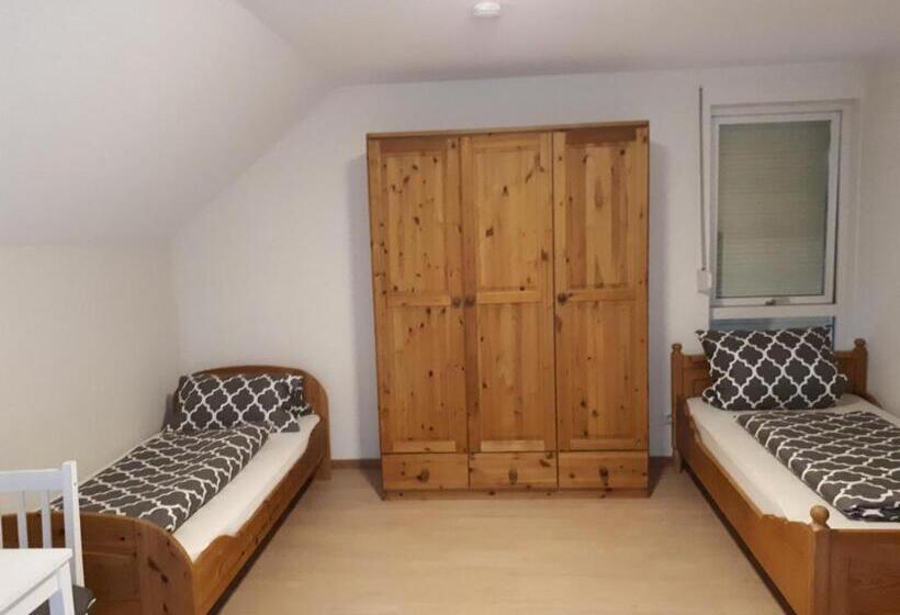 Pensão Fiore Gästezimmer