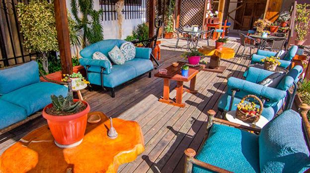 پانسیون Hostal Almares