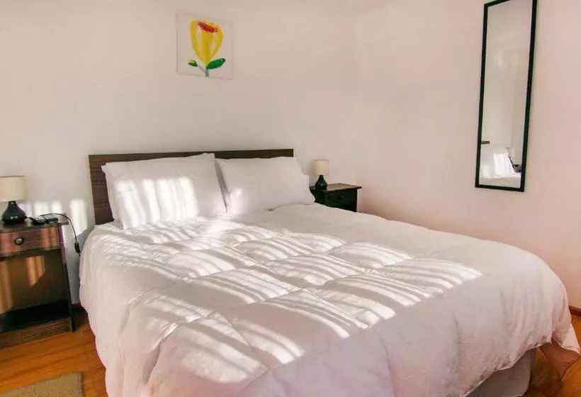 Majatalo Hostal Almares