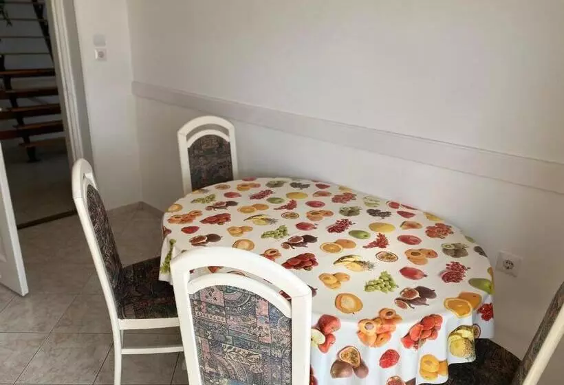 ペンション Patakparti Vendégház