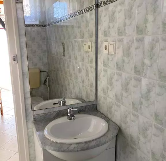 ペンション Patakparti Vendégház