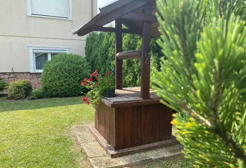 ペンション Patakparti Vendégház