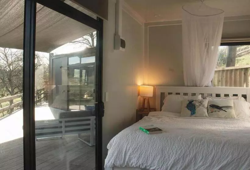 Majatalo White Pine Bush Cabins