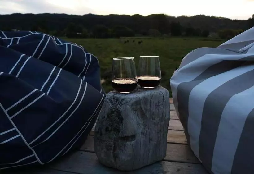 Majatalo White Pine Bush Cabins