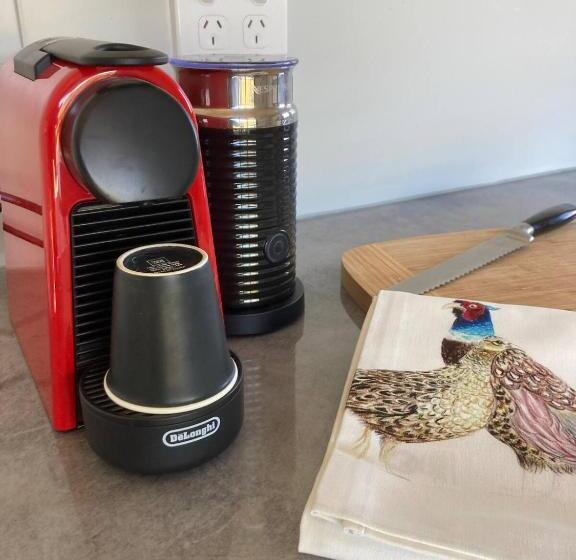 بنسيون White Pine Bush Cabins