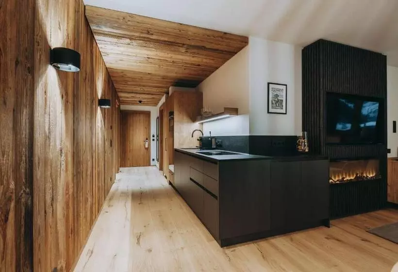 Balma Restaurant Suites