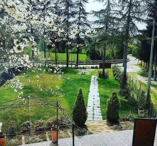 ベッドアンドブレックファースト Il Giardino Delle Noci