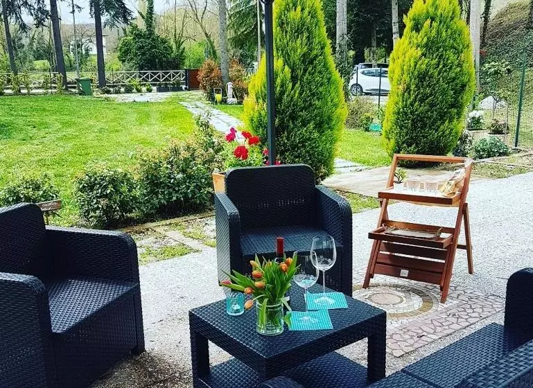 ベッドアンドブレックファースト Il Giardino Delle Noci