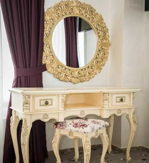 Hotelli Almar Lake View Boutique H