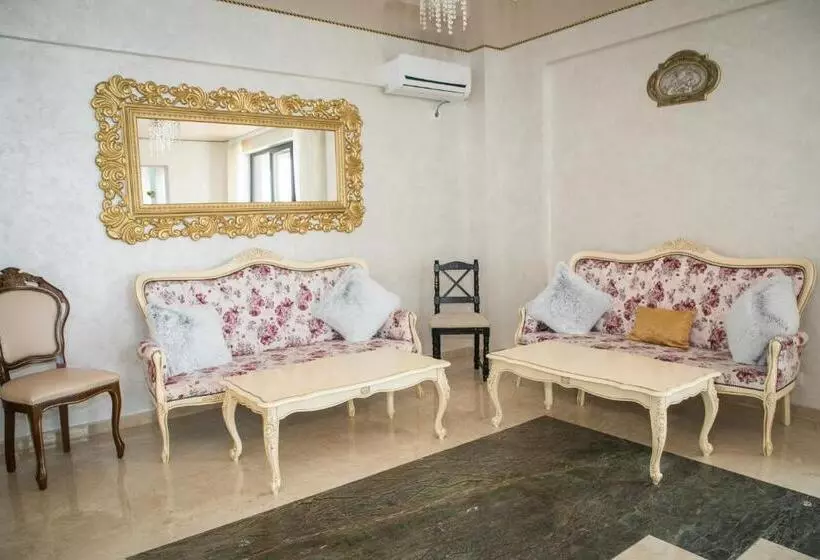 Hotelli Almar Lake View Boutique H