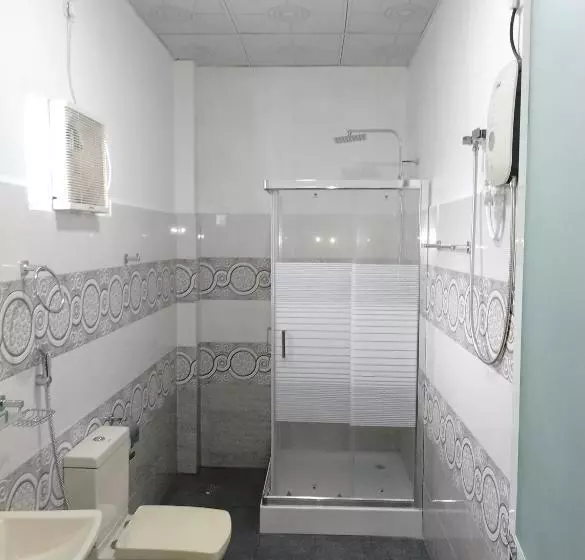 Hotelli Laxsume Guest House Nilaveli