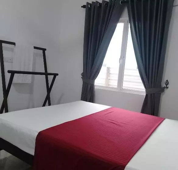 Hotelli Laxsume Guest House Nilaveli